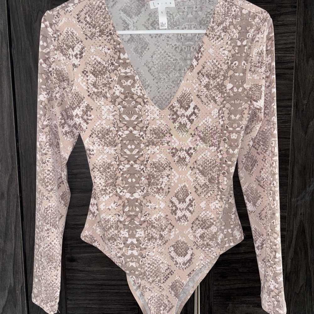 Leith Snakeskin Printed Pink Long Sleeve Bodysuit, Size Small